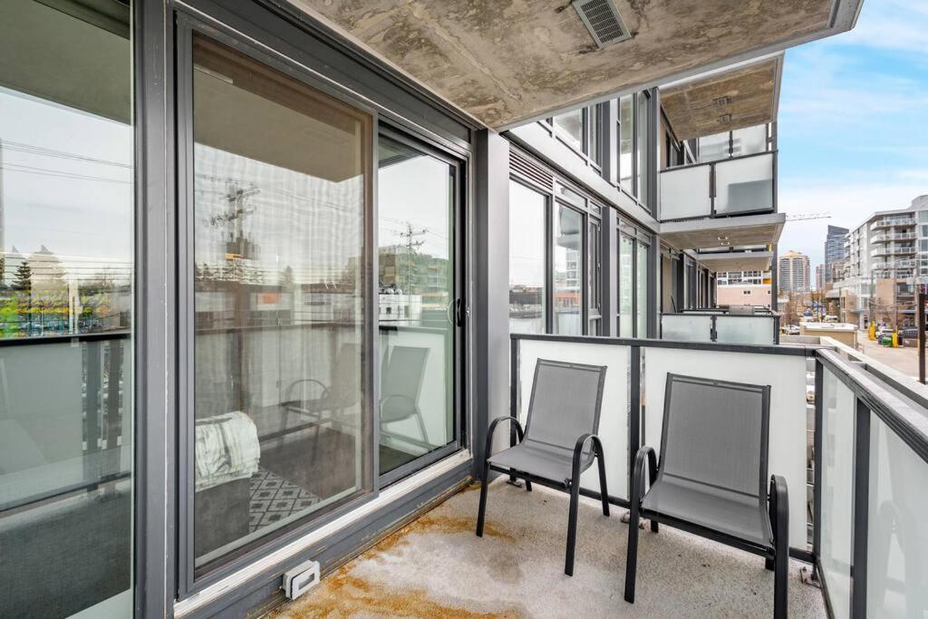 Chic 1Br Kensington Unit W/Parking Apartment คาลการี ภายนอก รูปภาพ