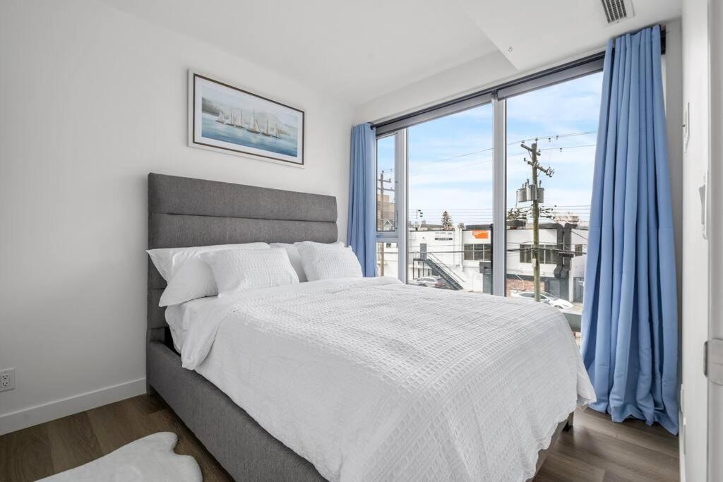 Chic 1Br Kensington Unit W/Parking Apartment คาลการี ภายนอก รูปภาพ